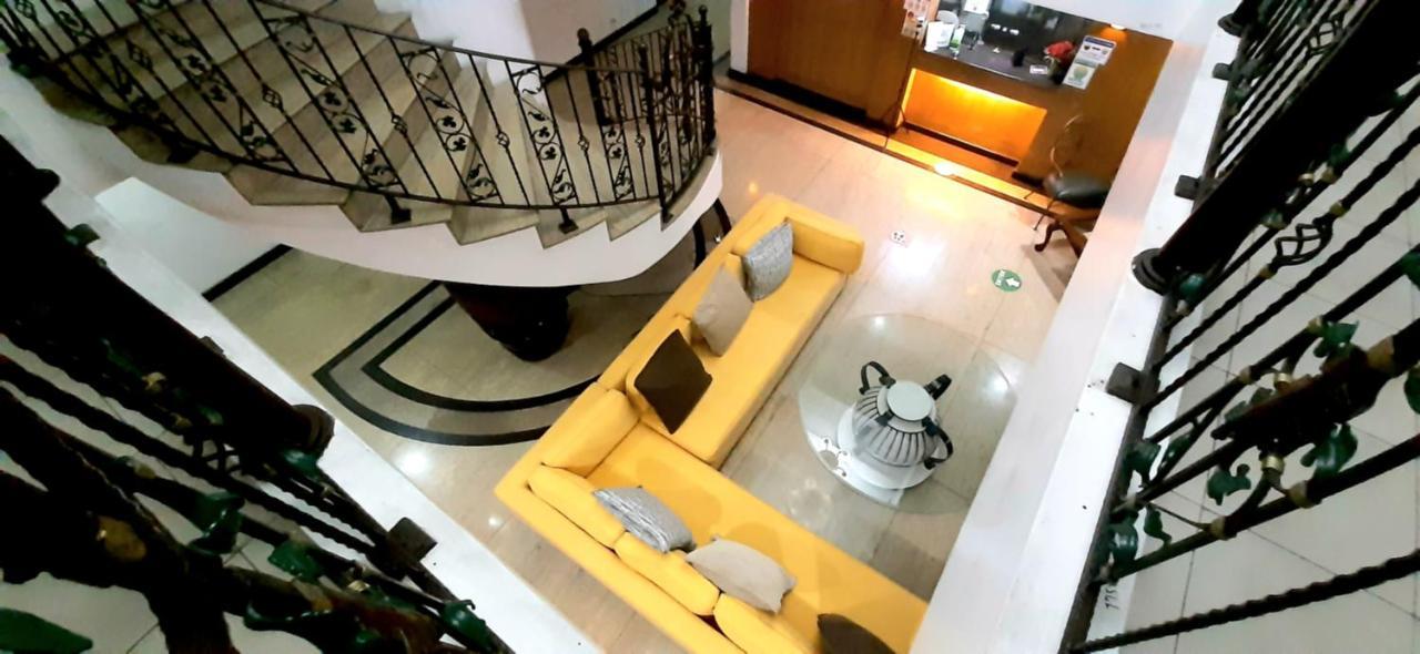 Casa Micarosa Hotel Manila Exteriör bild
