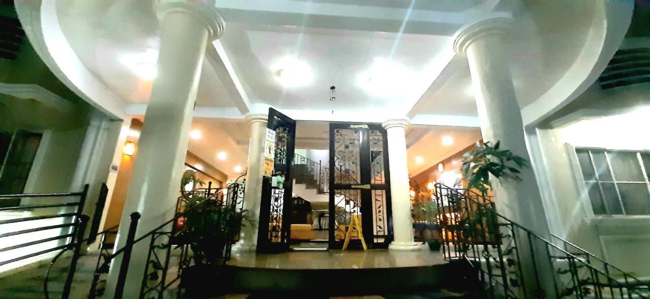 Casa Micarosa Hotel Manila Exteriör bild